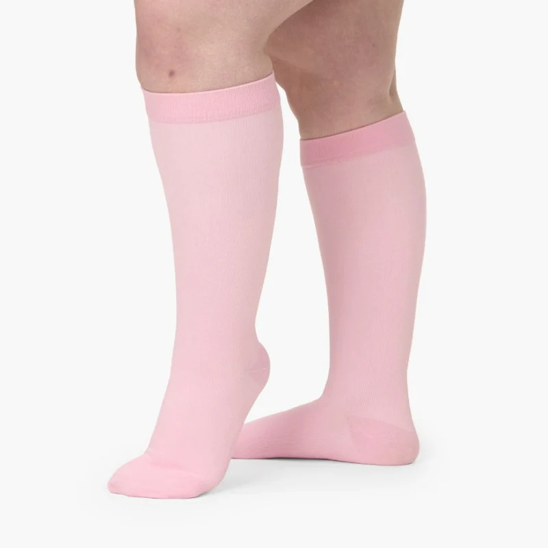 Advanced Wide Compression Socks For Pain Relief - Image 6