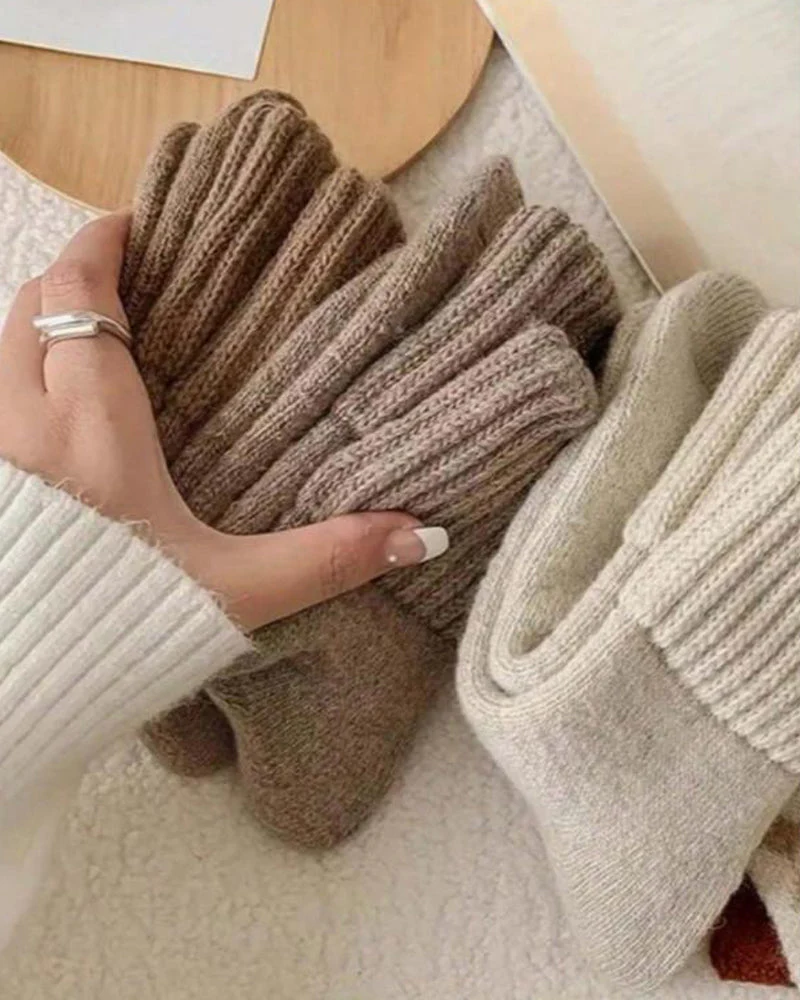 Cozy Ribbed Fleece Lined Crew Socks - Image 8